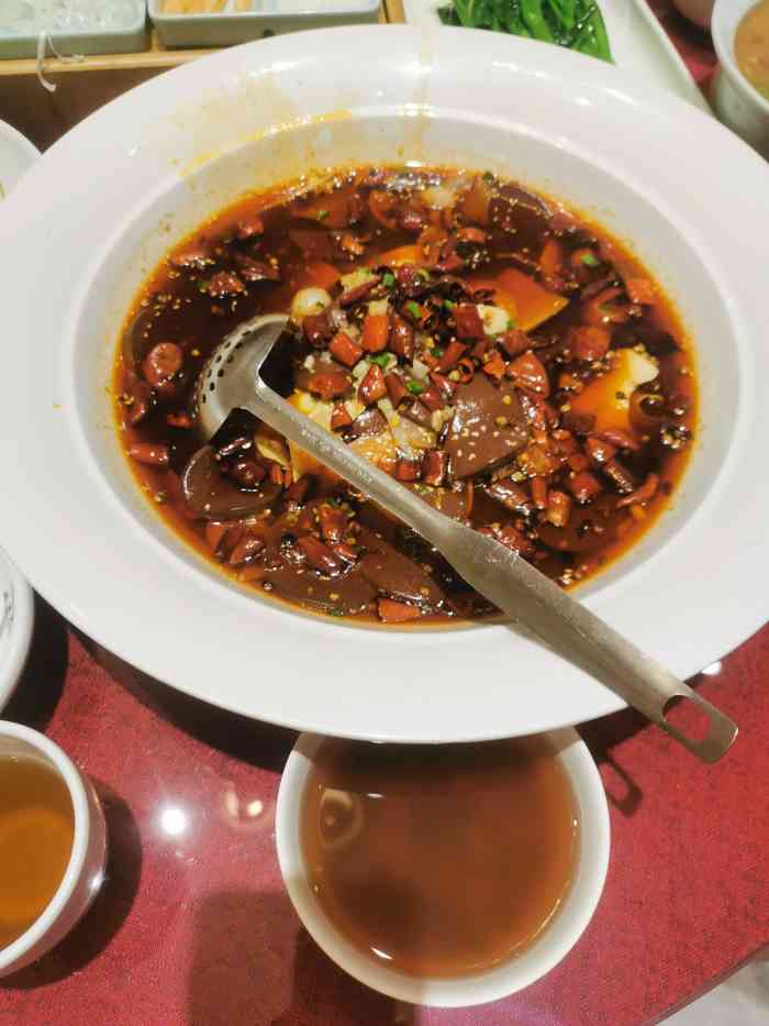 宽沟食府"刚开业没多久去的,周末的大厅已人满为患.