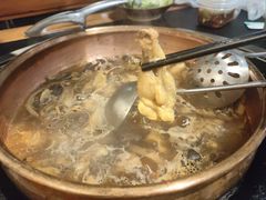 -阿山卓·野生菌火锅·纳西火塘烤肉