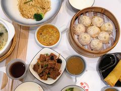 -馋三尺蟹粉小笼(人民广场店)