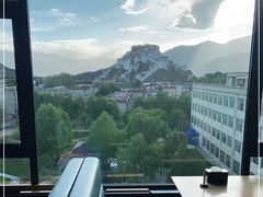-平措康桑·和牛自助观景餐厅(布达拉宫店)