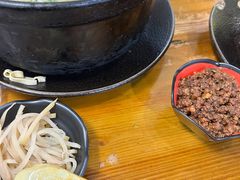 -丽虹云南过桥米线(兴工街店)