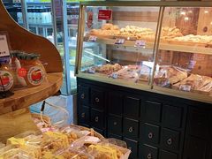 -昆明冠生园·蛋糕·面包(南强街店)