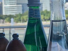 -MONICH牛排融合餐厅(和义大道购物中心店)