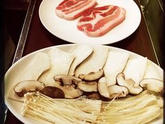 基础五花肉-韩聚屋韩国烤肉餐厅(新北万达店)