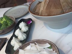 -喃喃椰·糟粕醋·椰子鸡火锅(七堡花园店)