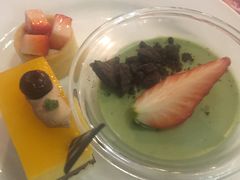-小天鹅戴斯酒店鲸鲨百汇创作料理