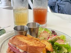 -靡瑅miti西式融合餐吧(星海湾水岸风情街店)