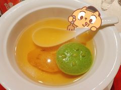 松茸莲蓬汤-三利音·东方司宴(外滩店)