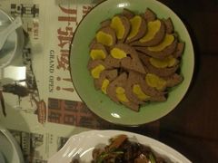 -东口码头·烧鸽子·鱼头泡饼·地方菜(金鹰悦城店)