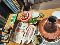 -额尔敦传统涮.冰煮羊火锅(乌兰察布体育场店)