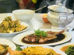 -大树下海鲜饭店