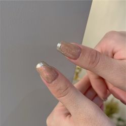 -花系美·美甲美睫精品店