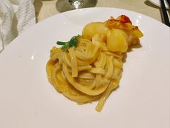 苏格兰蓝龙虾捞面-皇朝会.经典传统粤菜(外滩店)