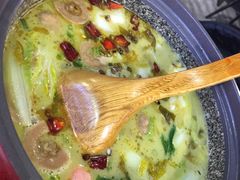 -周鱼小馆石锅酸菜鱼(活力汇店)