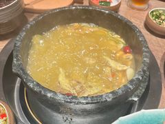 -蘑界·野生菌火锅(深业上城店)