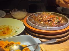 -蜜桃餐厅·伴山(湖滨商业街店)