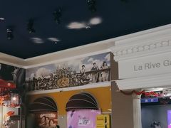 -左岸国际电影城(泉汇购物广场店)