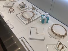-Tiffany & Co.蒂芙尼
(天津万象城店)