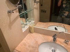 -江门逸豪酒店