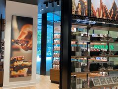 -Laderach 莱德拉(上海环贸iapm店)