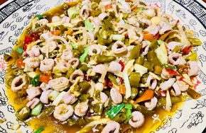 Young Master's Spicy Pickled Pork Intestine