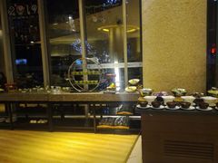 -浦东绿地铂骊酒店-POYA西餐厅(绿地东海岸国际广场店)