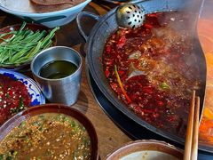 -萍姐火锅·公路夜市(武汉首店)