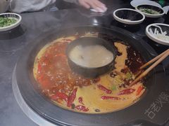 -重庆古老火锅