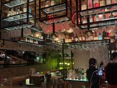 -FOUR PLAY BAR