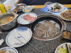 -锤头鲨毛肚海鲜烤肉自助餐厅(国购广场店)