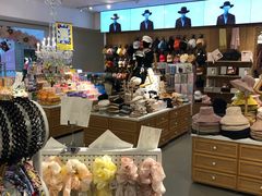 -纪念日百货(万达广场店)