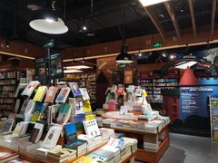 -西西弗书店(三峡广场湟恩新纪元购物广场店)