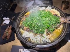 -吞鱼兽麻辣烤鱼(万达店)