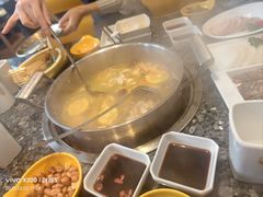 -一席地·本地鸡窝·杭帮鸡火锅(萧山银隆百货店)
