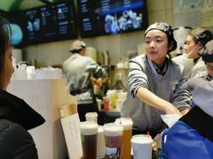 -奈雪的茶(亨特国际广场店)