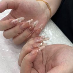 -斯馨·健康美甲美睫