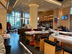 -肥肥虾庄·金牌油焖大虾(东湖欢乐谷店)
