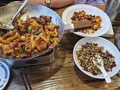 -老唐三下锅 ·张家界地标美食(溪布街店)