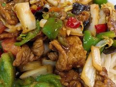 -汗腾格里·风味餐厅(新疆驻京办店)