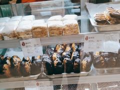 -上海哈尔滨食品厂(合生汇店)