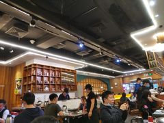大堂-胡须佬鸡煲四季火锅店(石厦西村直营店)