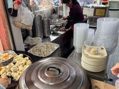 -依云煎包店