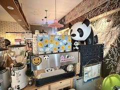 -熊猫一间店欧式奶茶铺