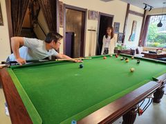 -小草屋轰趴馆别墅派对新场团建家庭聚会