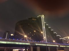 -上海体育馆(地铁站)
