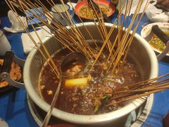 -马路边边 传媒大学店