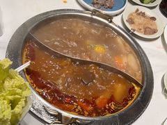 牛骨原汤锅-左庭右院鲜牛肉火锅(新梅广场店)