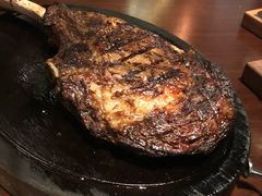 -恰餐厅及酒吧 CHAR Bar & Grill (北京丽都皇冠假日店)