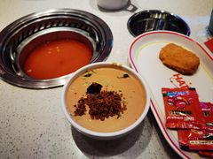 -龍歌自助小火锅(市北CBD万达店)