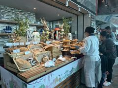 -苏州金鸡湖中茵皇冠假日酒店